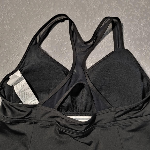 Nike New Women's Sport Top - Picture 7 of 7